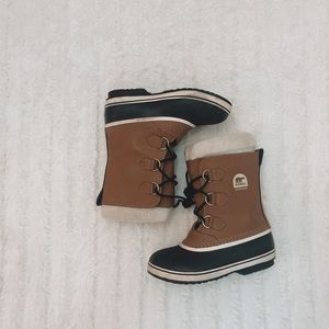 ❄️🐻Kids Size 5 Brown Sorel Yoot-Pac Boots🐻❄️